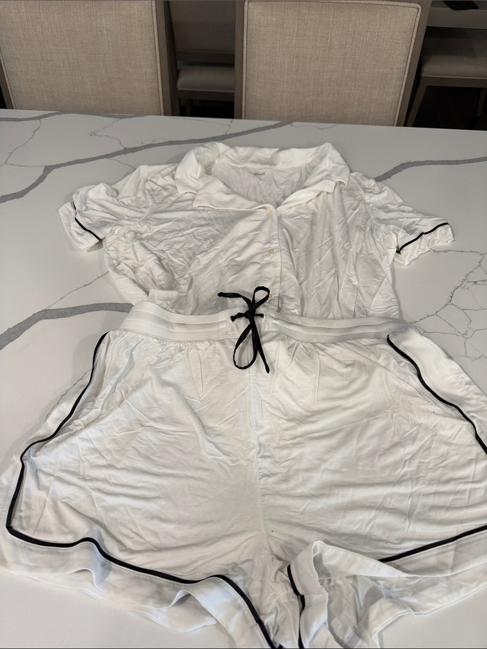 White Women's gap Two-Piece Pajama Set with Black Trim